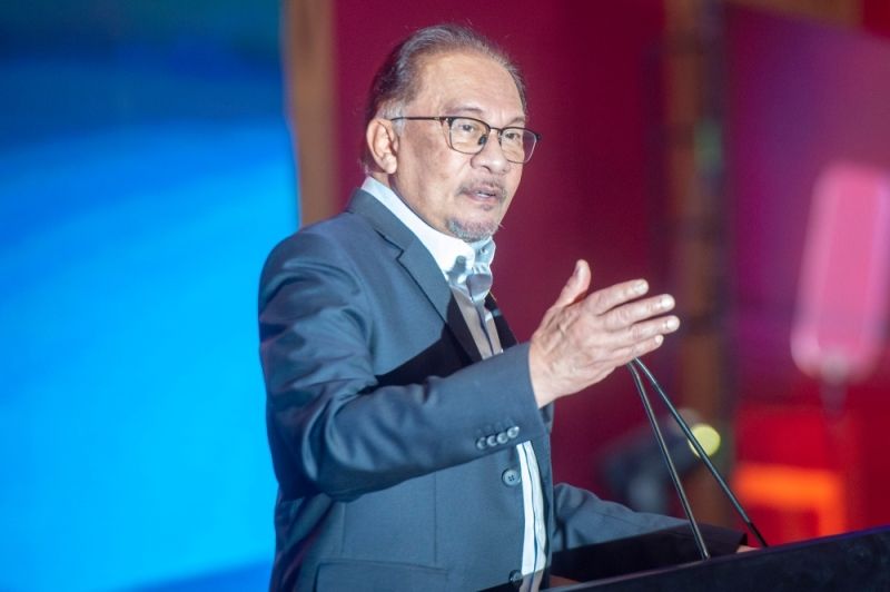 Prime Minister Anwar Emphasizes Priority on Enhancing Governance Over Taxation in Malaysia.